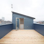 眺めの良い屋上・・これから庭園に！