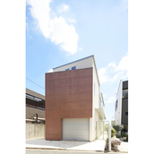 F邸　生活感を排除したファサード