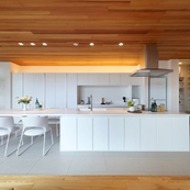 食事と寛ぎを愉しむ家