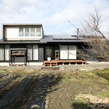 四季を楽しむ平屋の住まい