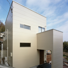 sky life house