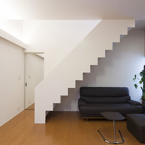 階段の段差がインテリアのアクセントに