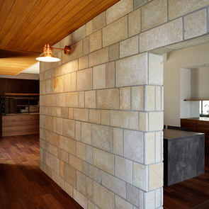 吹き抜け照明の選定