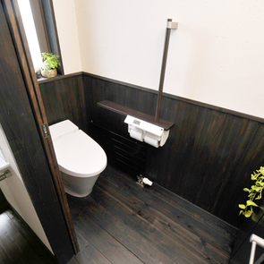 気持ちの良い芝生の庭