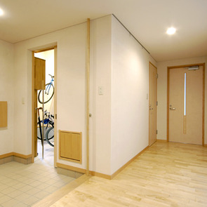 趣味の自転車を収納する玄関収納