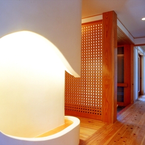 粗い仕上げがおしゃれなバス洗面スペース