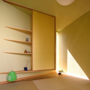 八千代の住宅｜インナーガレージと書斎