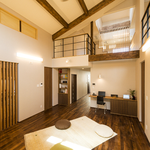 住宅地にリゾートのような開放感のあるバスルームを