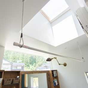 フォーマルダイニングの側には少人数のファミリーダイニング