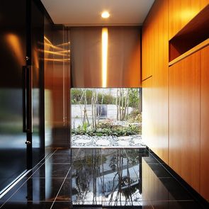 玄関ホールのインテリア2