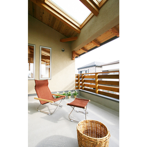 いろいろ使える半外部空間インナーバルコニー