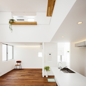 ごろんと寝ころびたくなるフローリング