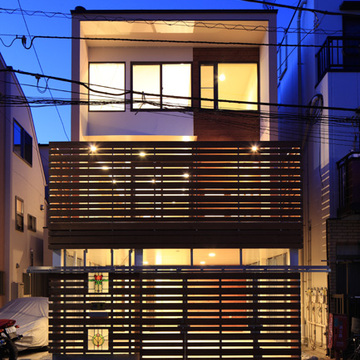 開放的だけど見えすぎない木製横格子