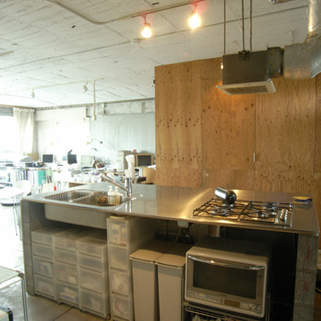 必要なものだけコンパクトにまとめたキッチン