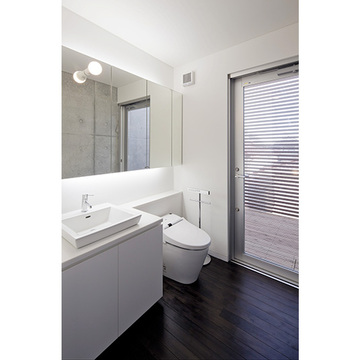 間接照明を用いることにより柔らかい印象となる