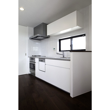 ワークスペースを確保したキッチン