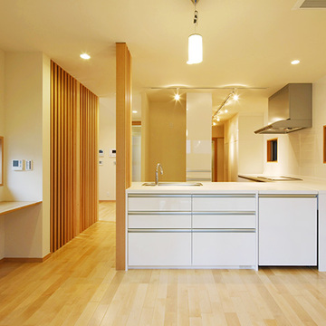 広々としたオープンキッチン