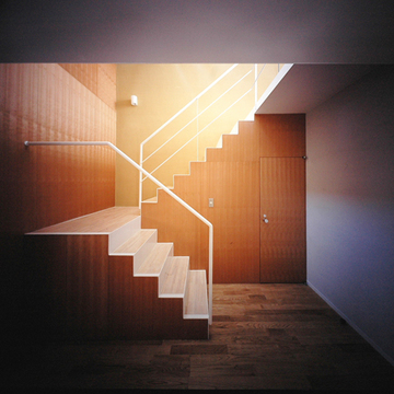 吹き抜けのオープン階段