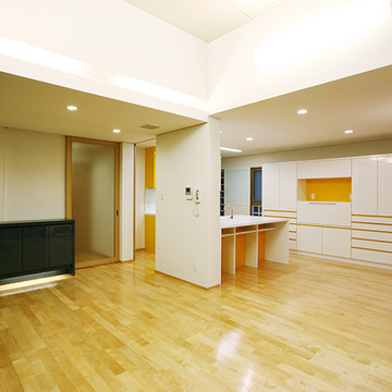 天井高を変化させて印象を変えるLDK