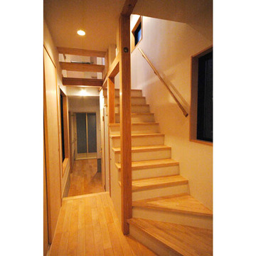 木材の優しさを生かした室内