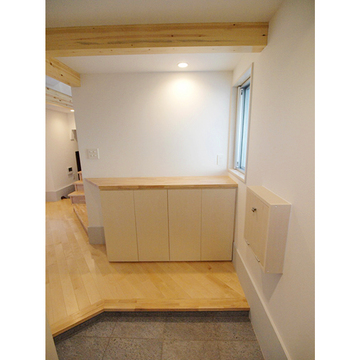 有効にスペースを使った玄関ホール