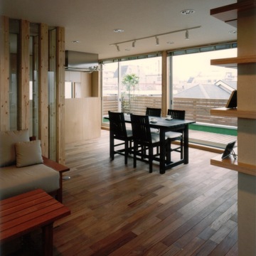 使い込む程アジが出るチークの無垢フローリング