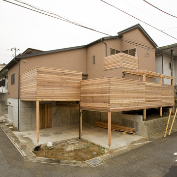 時間が経っても変わらない落ち着いた雰囲気の住宅