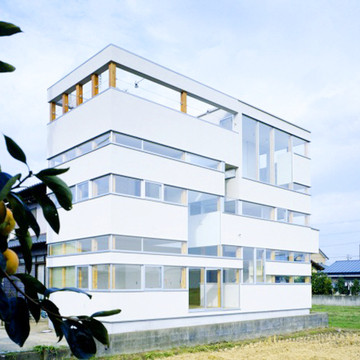 透明感のある外観