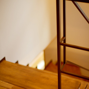 スチールの手すり