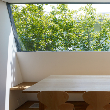 梅が丘の家　二階