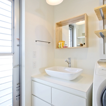 すっきりと可愛らしい洗面ボウル