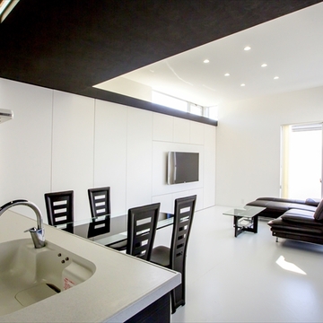 リビングを見渡せるキッチン