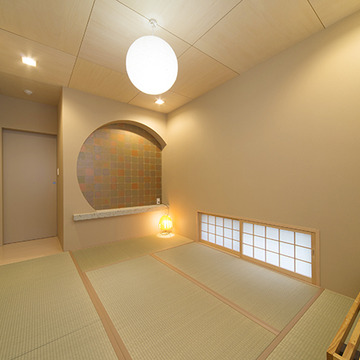 和室にもアールのデザインを用いてモダンな印象に