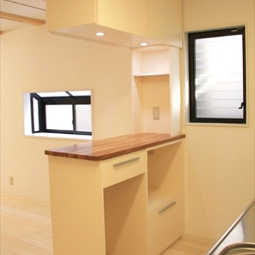 適度にLDと仕切るキッチンカウンター