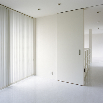 バーチカルブラインドの優しい光