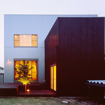 中庭から見る夕景外観