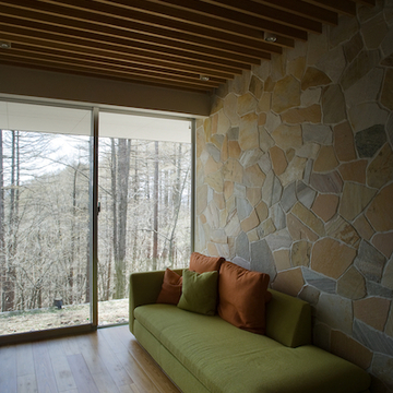 ゲスト用の小さなリビング