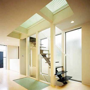 リビングから見たオープン階段