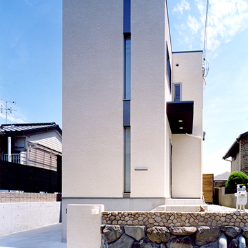 プライバシーを守る全面道路からの眺め