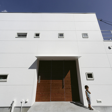 光と風が吹き抜ける住宅