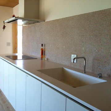 キッチン　タイル