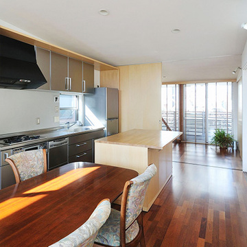 2階LDK北側を見る