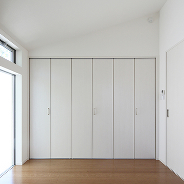 大容量クローゼットのある部屋