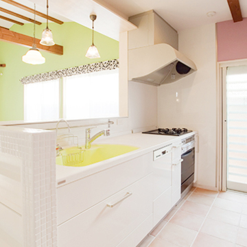 ライトグリーンのキッチンシンク