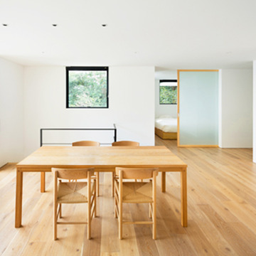 リビングから寝室