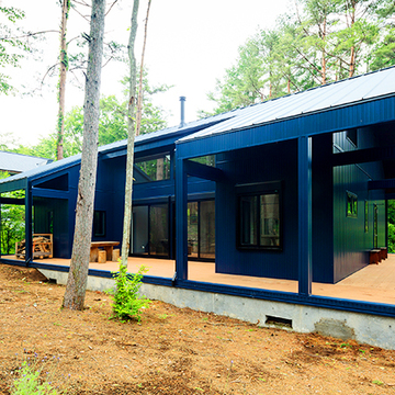 森に面する回廊