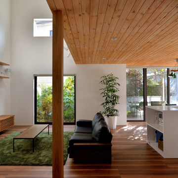 モダンで落ち着きのあるリビング