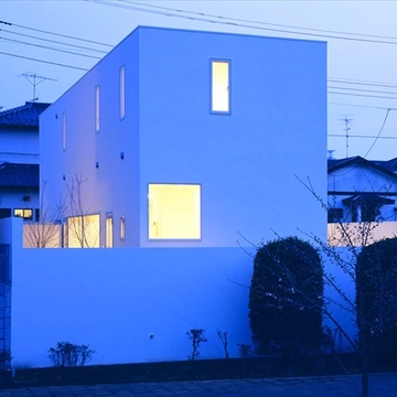 外観夕景