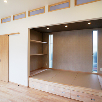 くつろげるこあがりスペースのあるリビング