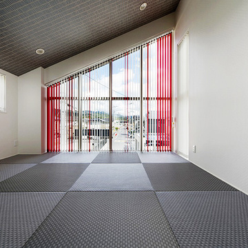 カーテンウォールの和室